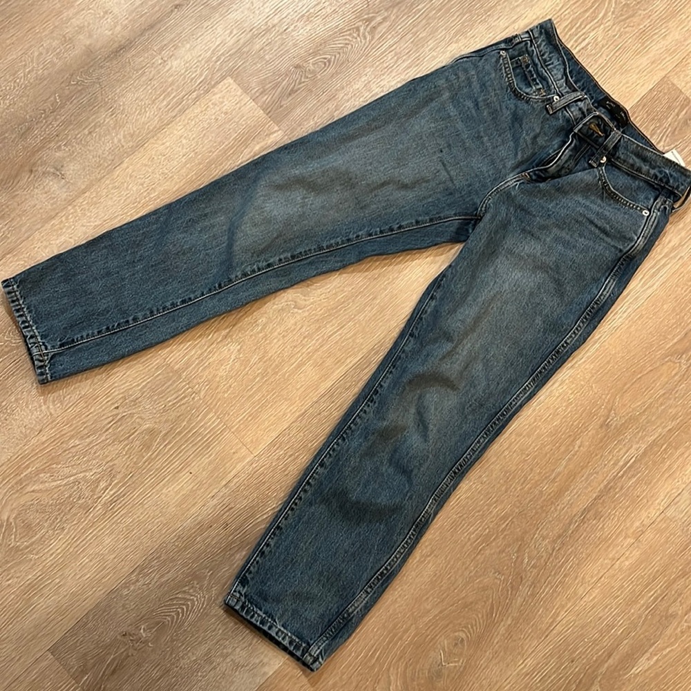 High Rise Straight Fit. 26/2 Petite